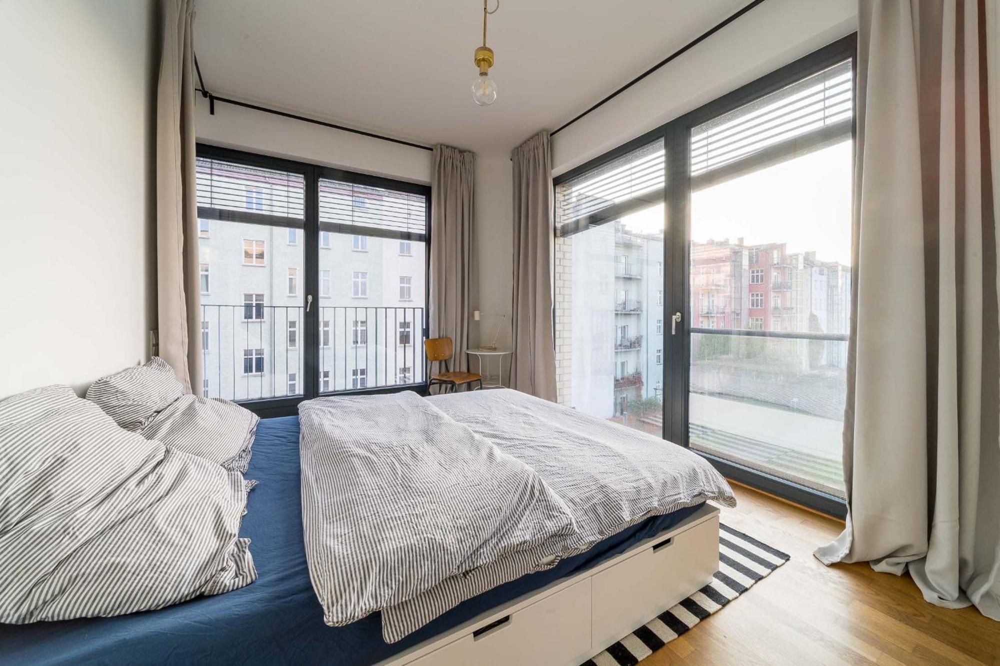 2 Bedroom Mauerpark-Apartment, Berlin Mitte View Calendar Dış mekan fotoğraf