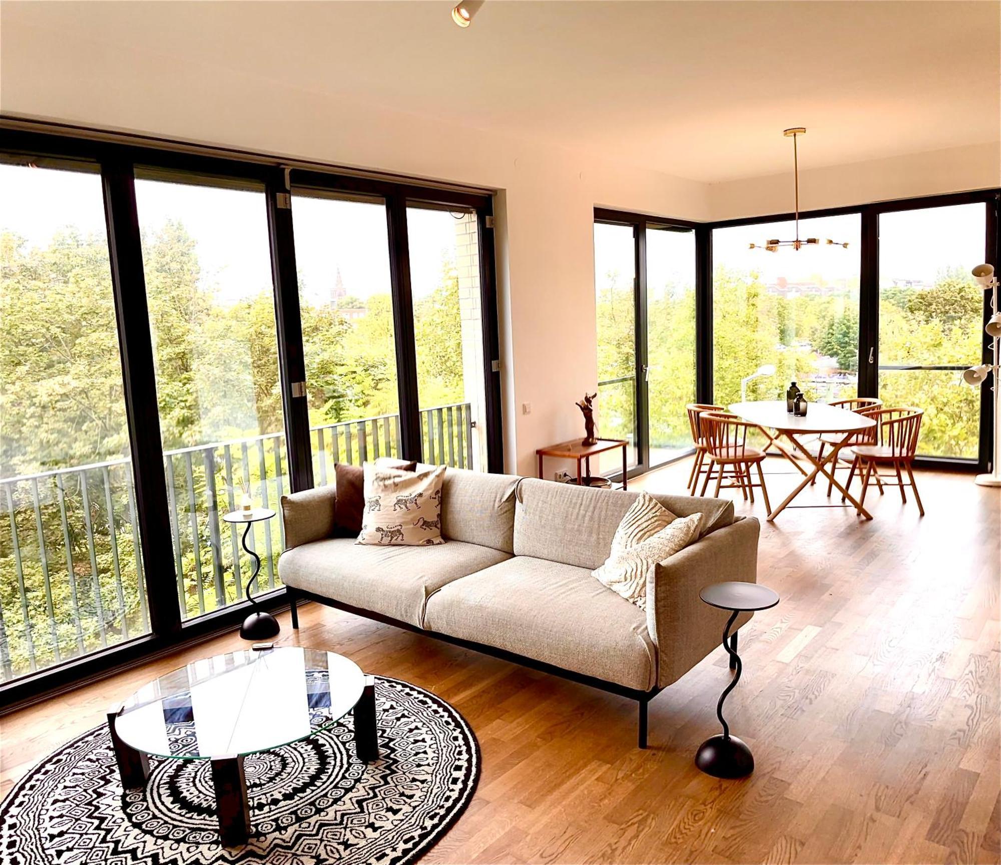 2 Bedroom Mauerpark-Apartment, Berlin Mitte View Calendar Dış mekan fotoğraf